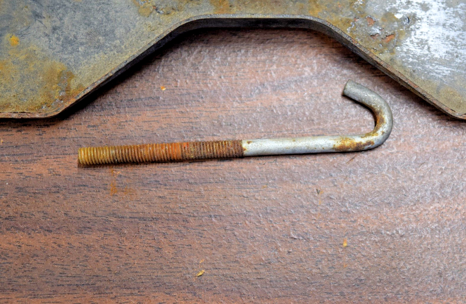 OEM Land Rover Discovery 2 Battery Hold Down Bracket Clamp w/ J Hook 1999 2004