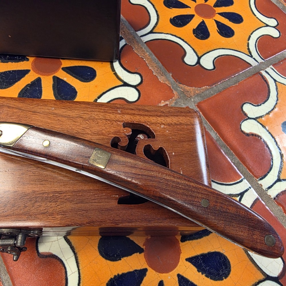 A. P. Donovan For Alphas Only Straight Razor