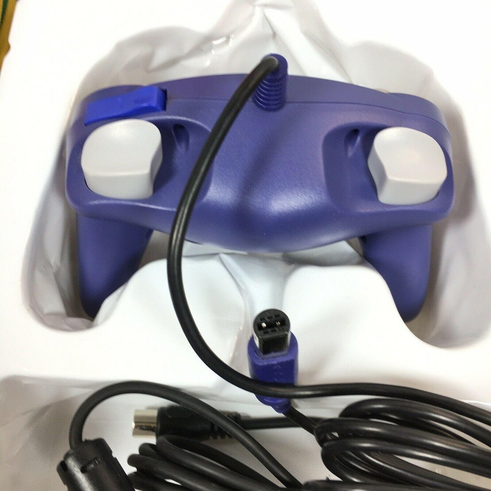 3D2 Nintendo GameCube Accessory Pak Console Carrying Case Controller & RF Switch