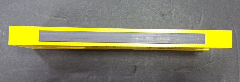 Magnetic Topedo Level 8” YELLOW New