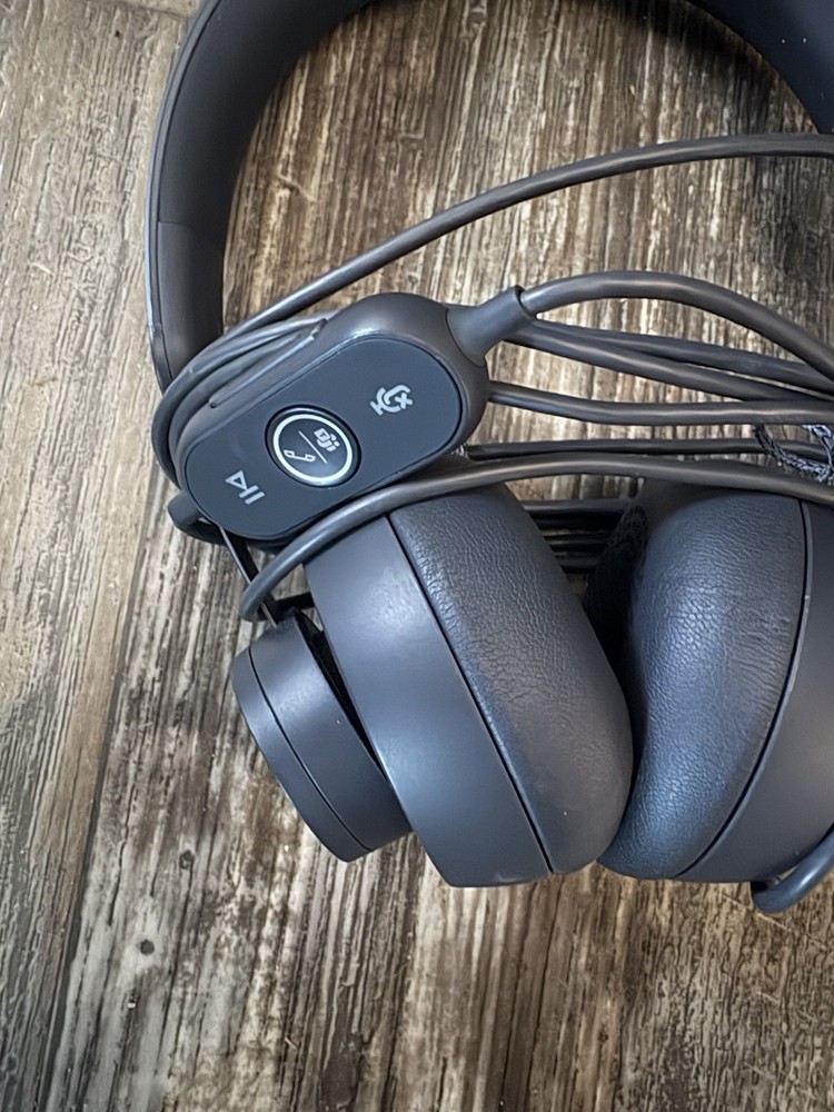 Logitech Zone Wired Noise Cancelling Headset, USB-C with USB-A Adapter Grey