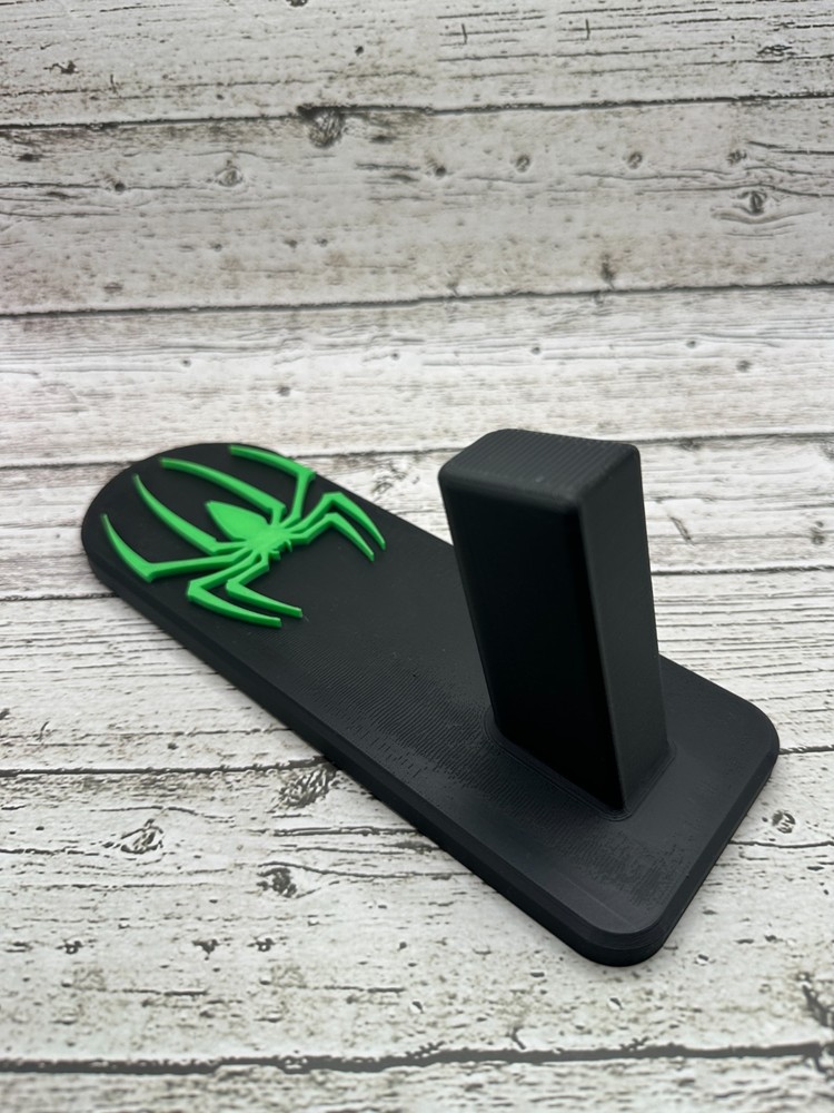 2011/ 1911 Double Stack Pistol Display Stand Venom in Black/Green