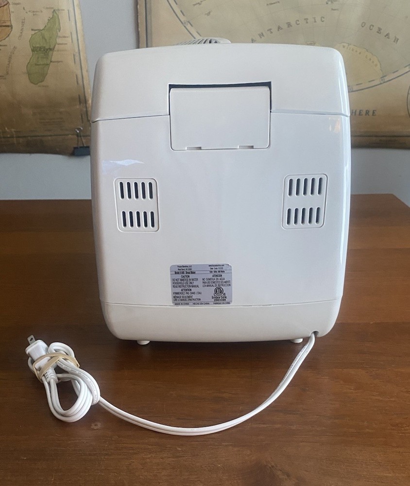 West Bend 41400 Bread Maker