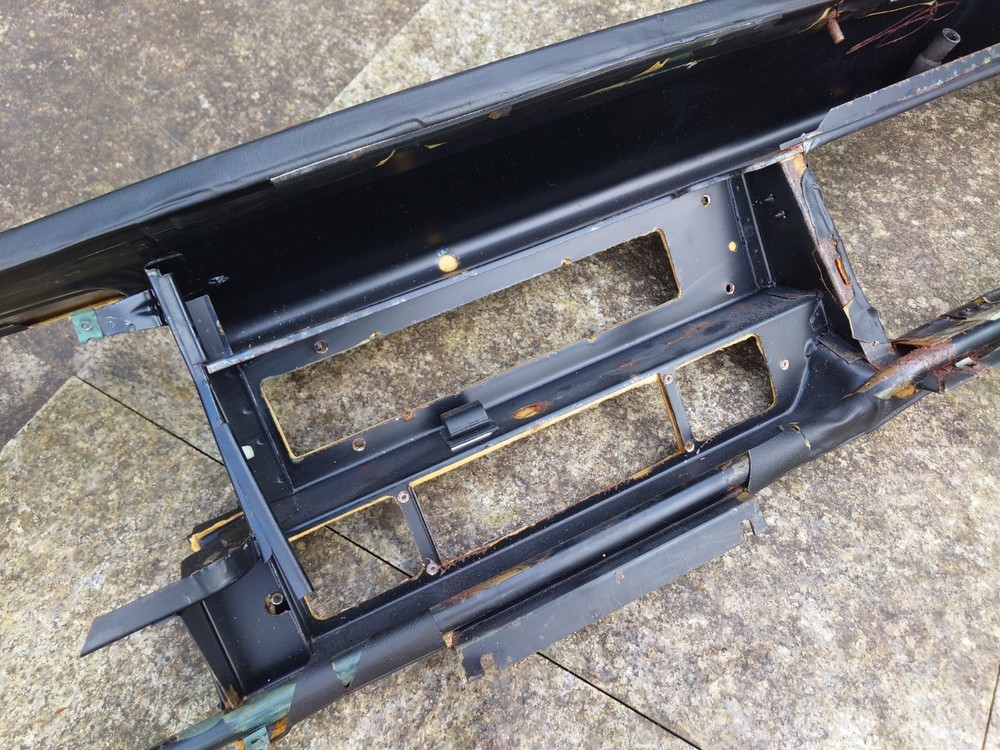 Jaguar XJS Dashboard LONG Centre Console Top Front Frame Assembly Black RHD
