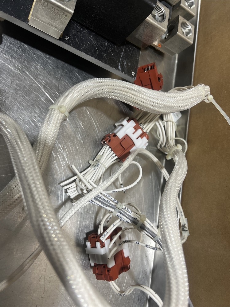 ASCO AUTOMATIC TRANSFER SWITCH Cat No E07ATSC30260N5XC Nos Surplus. Fresh Pull