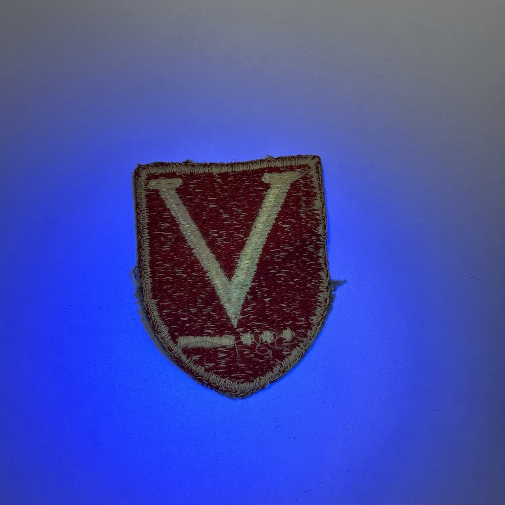 Original WW2 US Army Victory Task Force V Patch Red White No Glow