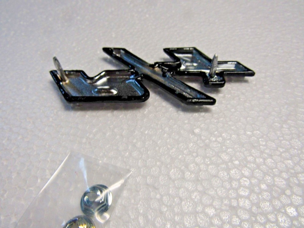 fits 68 Charger RT Headlight Door Grille Emblem 1968 NEW