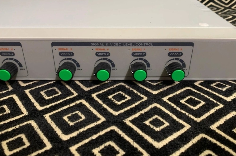 Eyemax 8CH Multi Video Selector Loop Through - 100% Working (Tested)