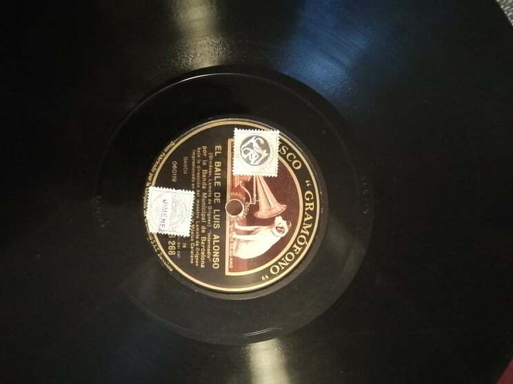 Gramophone disk - disco gramofono