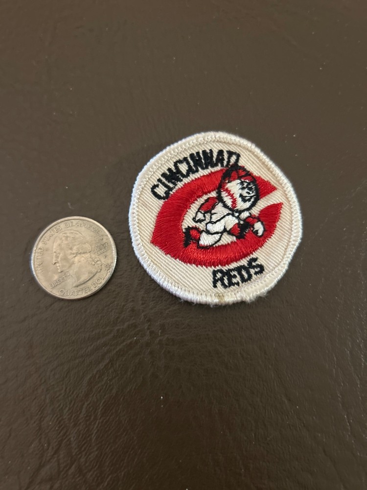 Vintage 1970’s-1980’s Cincinnati Reds Round Logo Patch
