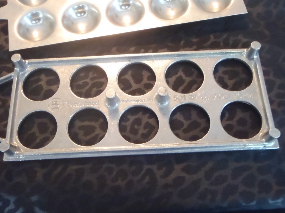 BERARDUCCI 501 RF-Ravioli Form ~ 2 Piece