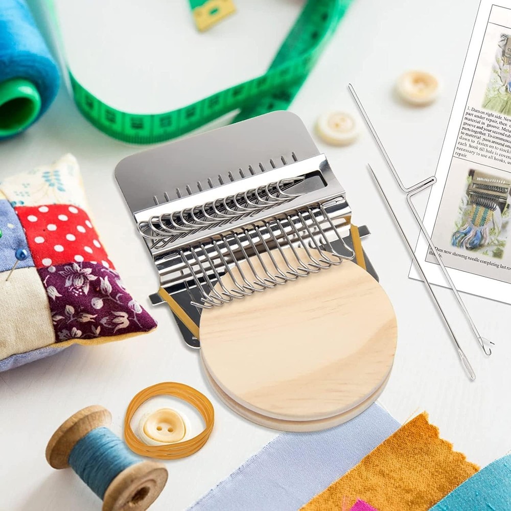 Darning Loom Kit with 28 Hooks for Quick Repairs