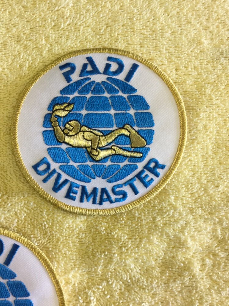 PADI DIVEMASTER SCUBA PATCH - 5 TOTAL PATCHES - AS PICTURED