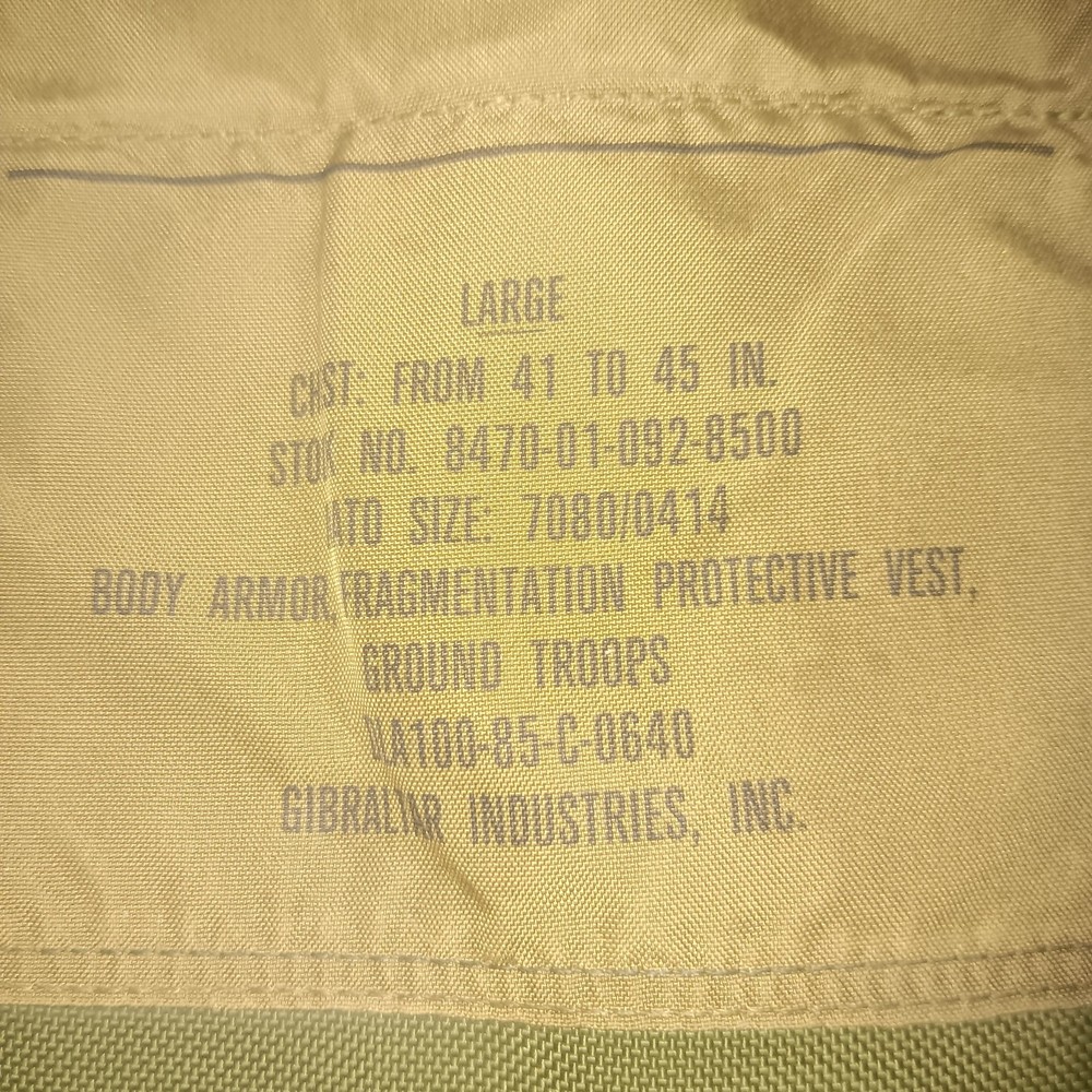 BODY ARMOR, FRAGMENTATION PROTECTIVE VEST GROUND TROOPS, LARGE (FLAK JACKET-A)