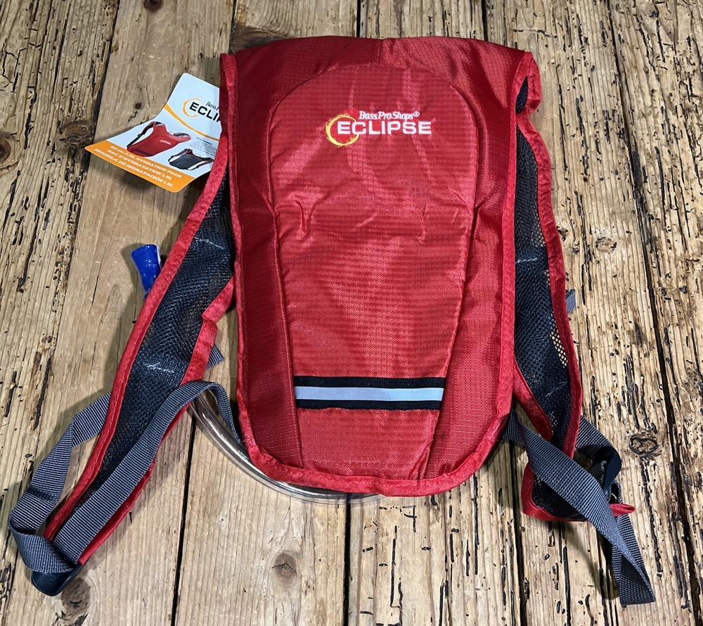 Bass Pro Shops Eclipse 1.5L Hydration Fluids Backpack Red Reflective New NWT