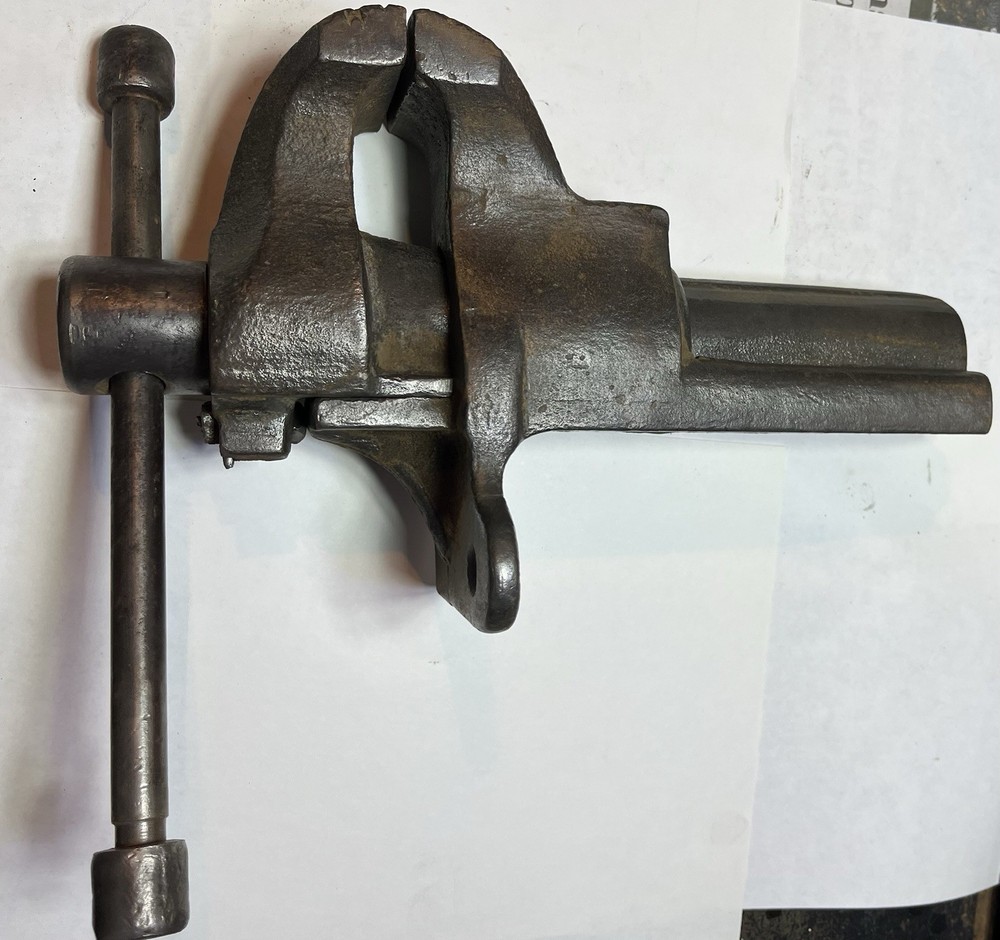 Vintage 3” Vise Flange Broke