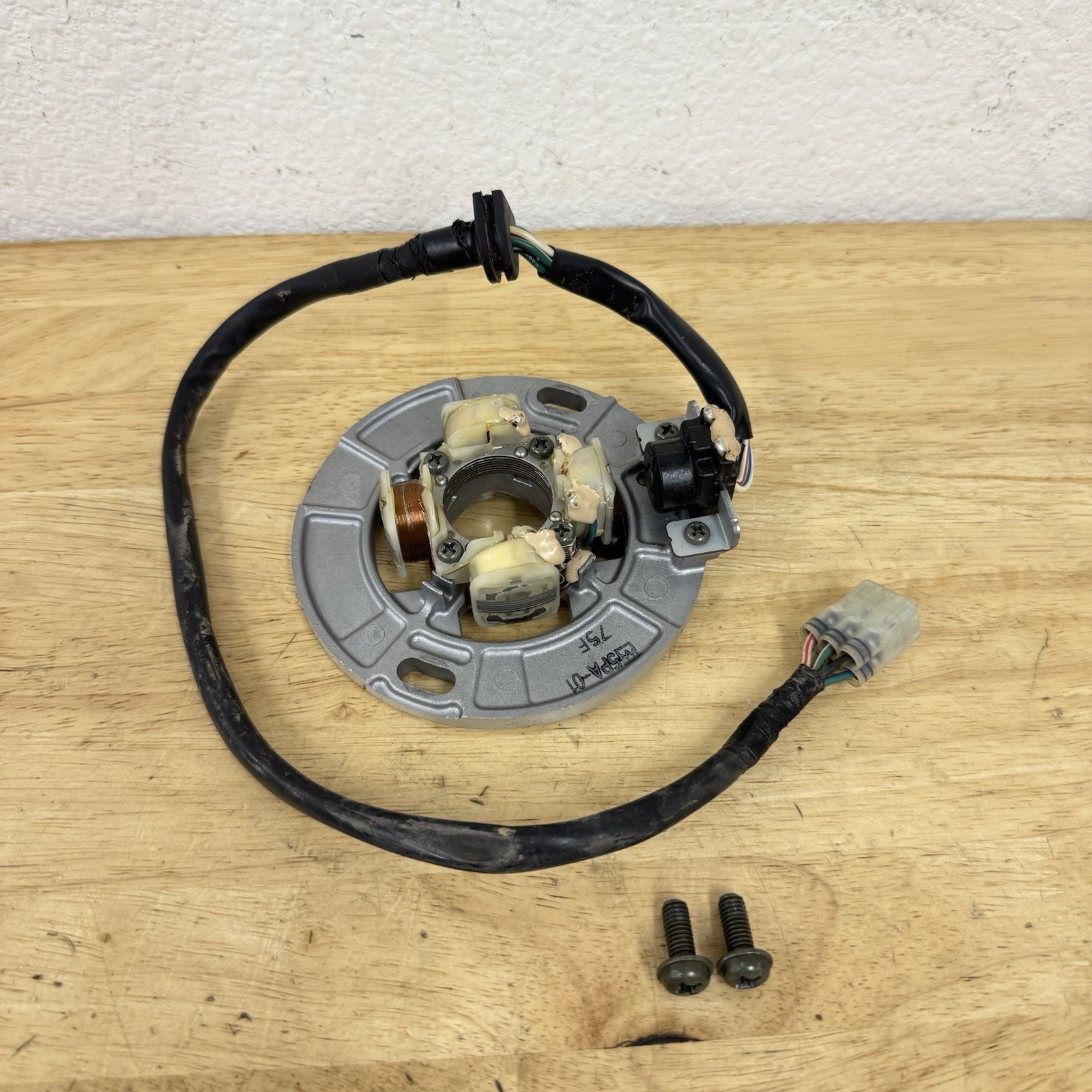 2008 Yamaha YZ85 YZ 85 OEM Stator Magneto Generator (02-18) #91