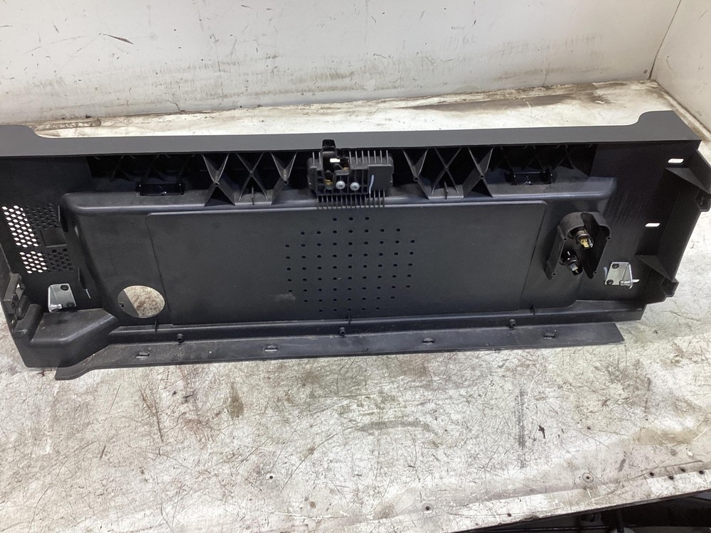 Freightliner CASCADIA Cab Interior SLEEPER BUNK PARTITION, 2 12 VOLT OUTLETS