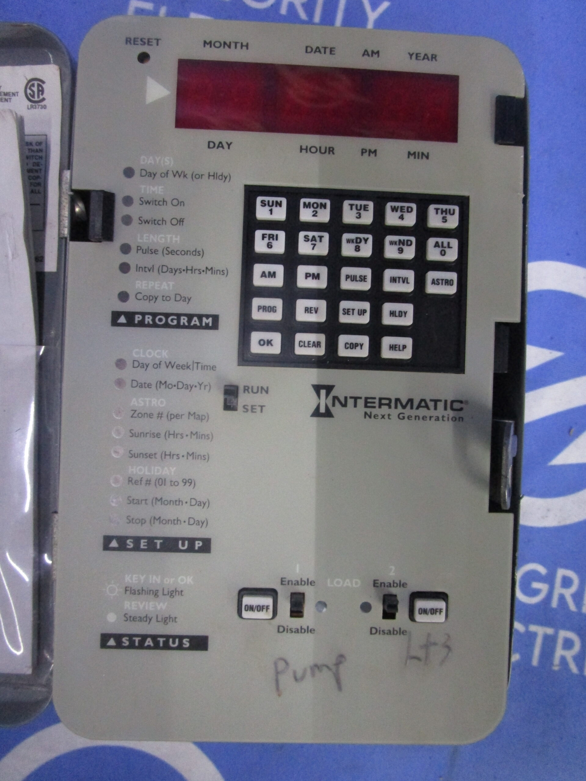 INTERMATIC 24-HOUR TIME SWITCH ET70215C 20A 120-208-240-277VAC INPUT 10WATTS 1 Y