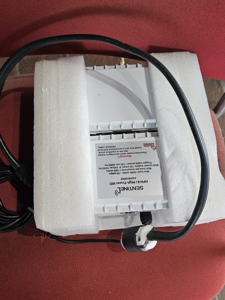 Sentinel HPH-8 HID High Power Controller Outlet
