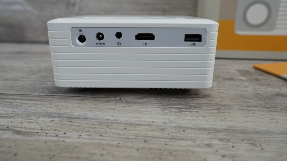 AKIYO O1 Mini LED Portable Projector (OPEN BOX)