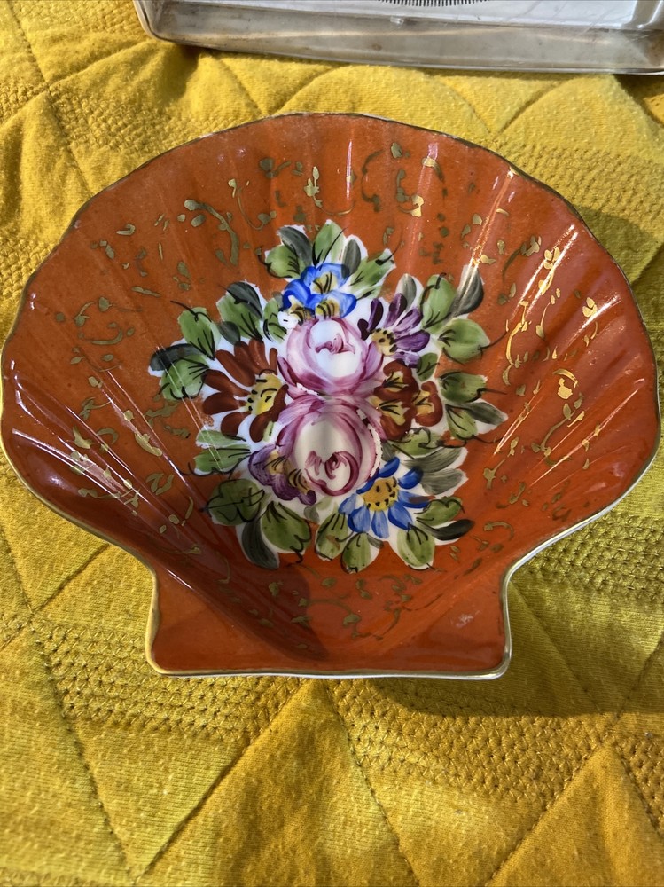 BEAUTIFULLY DONE ORANGE LIMOGES SHELL DISH
