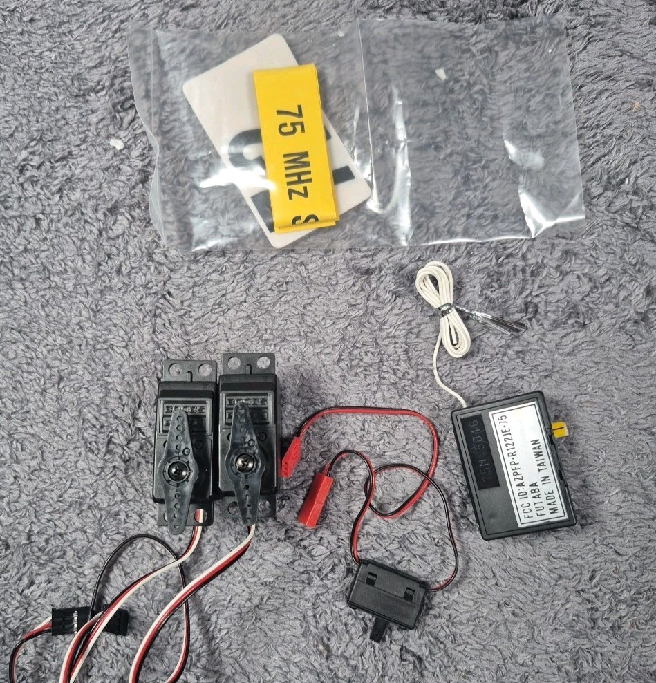 Futaba Attack 2 Controller With 2 Servo S3003 And Receiver Fp-r122je
