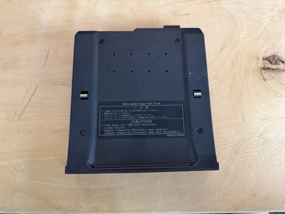 3.5 1.44MB Internal Floppy Drive Unit - Untested