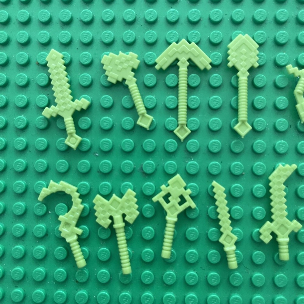 Lego Minecraft Emerald Weapons ( 13 Pieces)