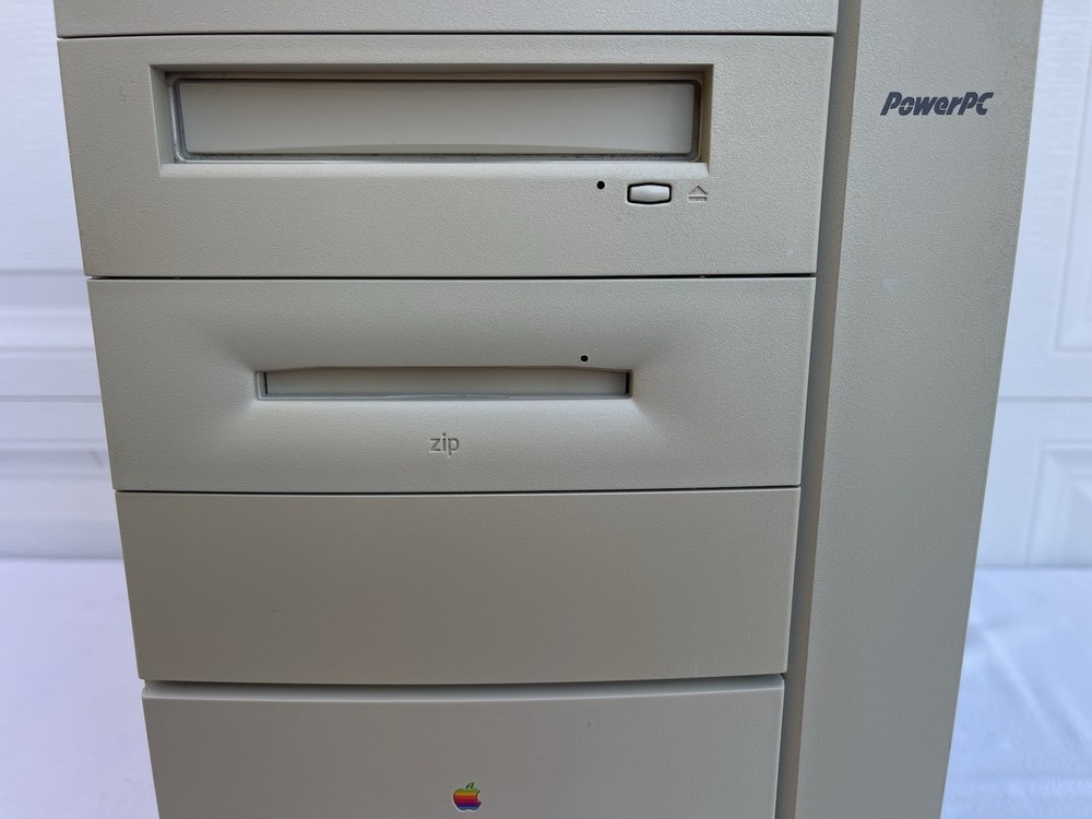 Vintage Apple Power Macintosh 9600/200 Workstation Computer M5433 Untested