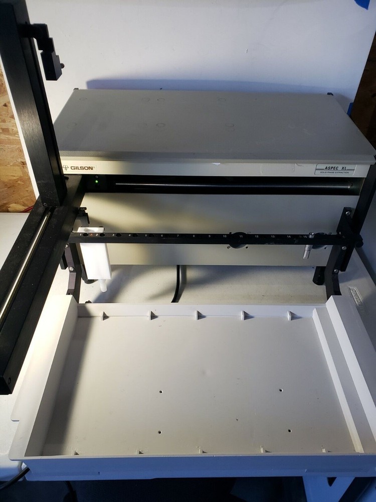 Gilson Aspec XL Solid Phase Extraction Autosampler With Tray