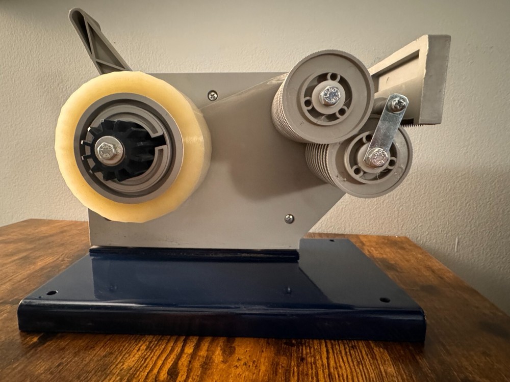 SL-3 TAPE DISPENSER
