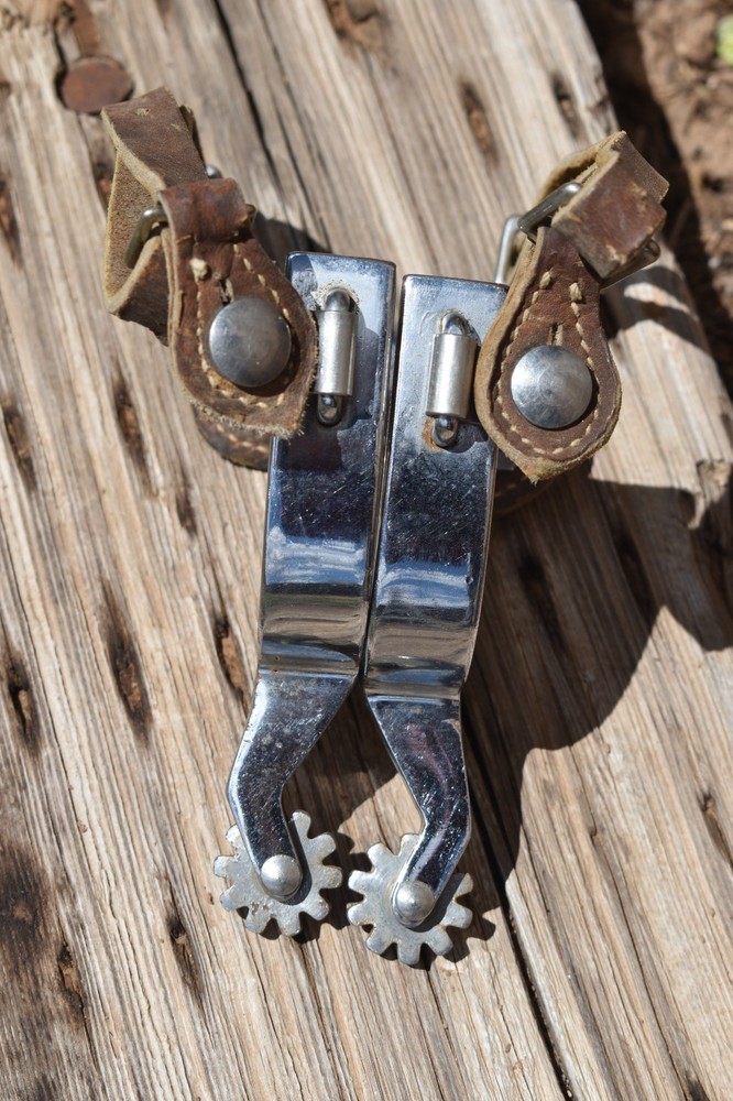 CROCKETT CHROME PLATED SPURS W/ STRAPS