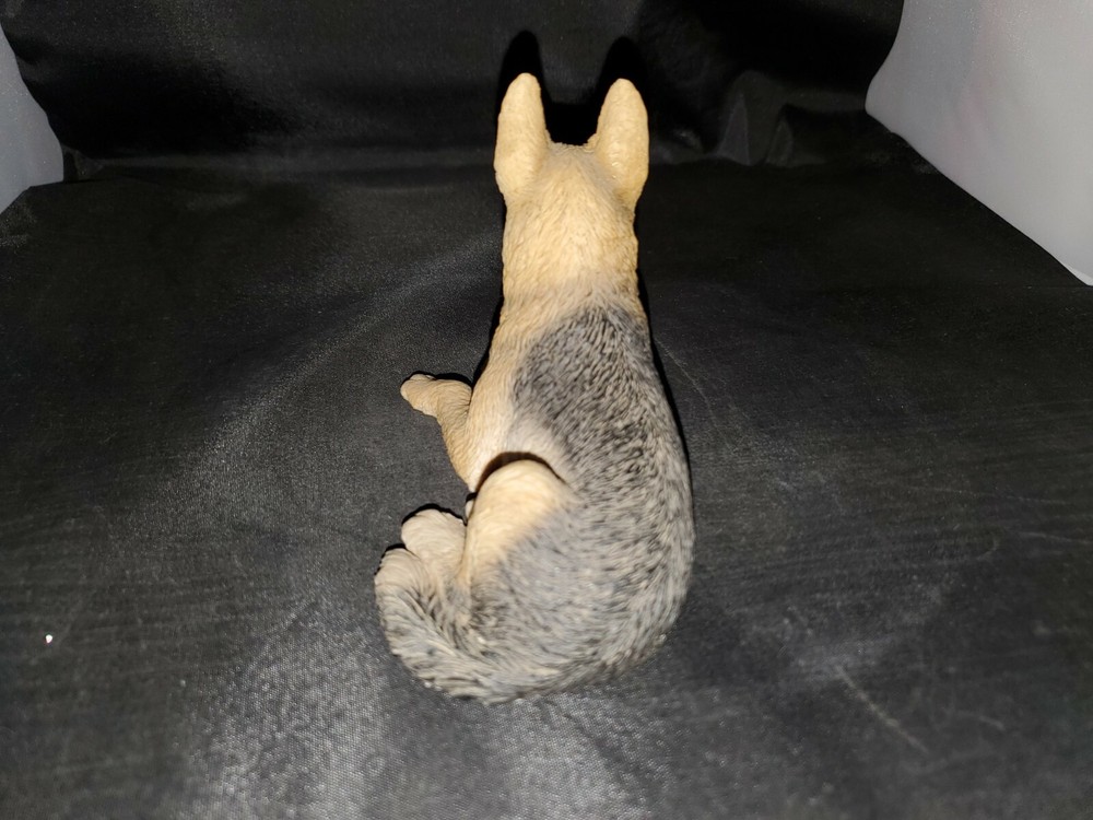 Castagna 1988 German Shepherd Laying Down Figurine