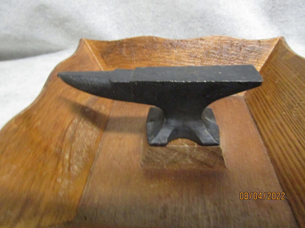 Vintage Cast Iron Anvil Nut Cracker Tray - Missing Hammer