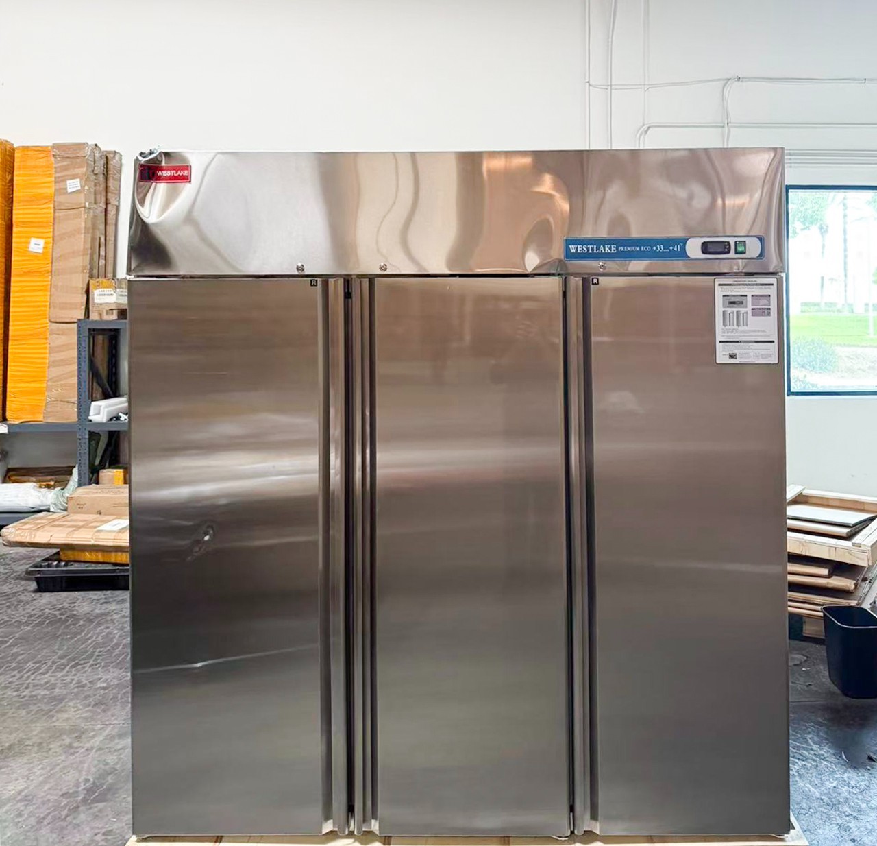 72" W 3-Door Commercial Reach-In Refrigerator, Stainless Steel, 54 Cu.ft – Dents