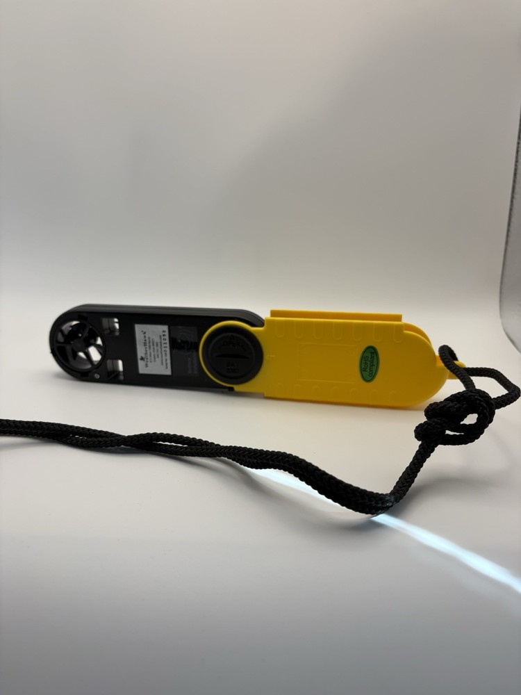 Speedtech SKYMATE SM-18 Handheld Anemometer – Wind Meter & Thermometer