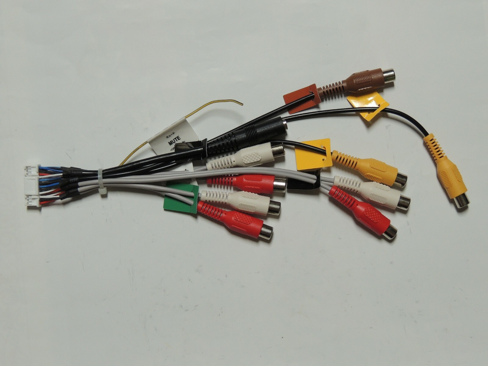 NEW PIONEER RCA HARNESS DMH-WT3800NEX DMH-WT38NEX