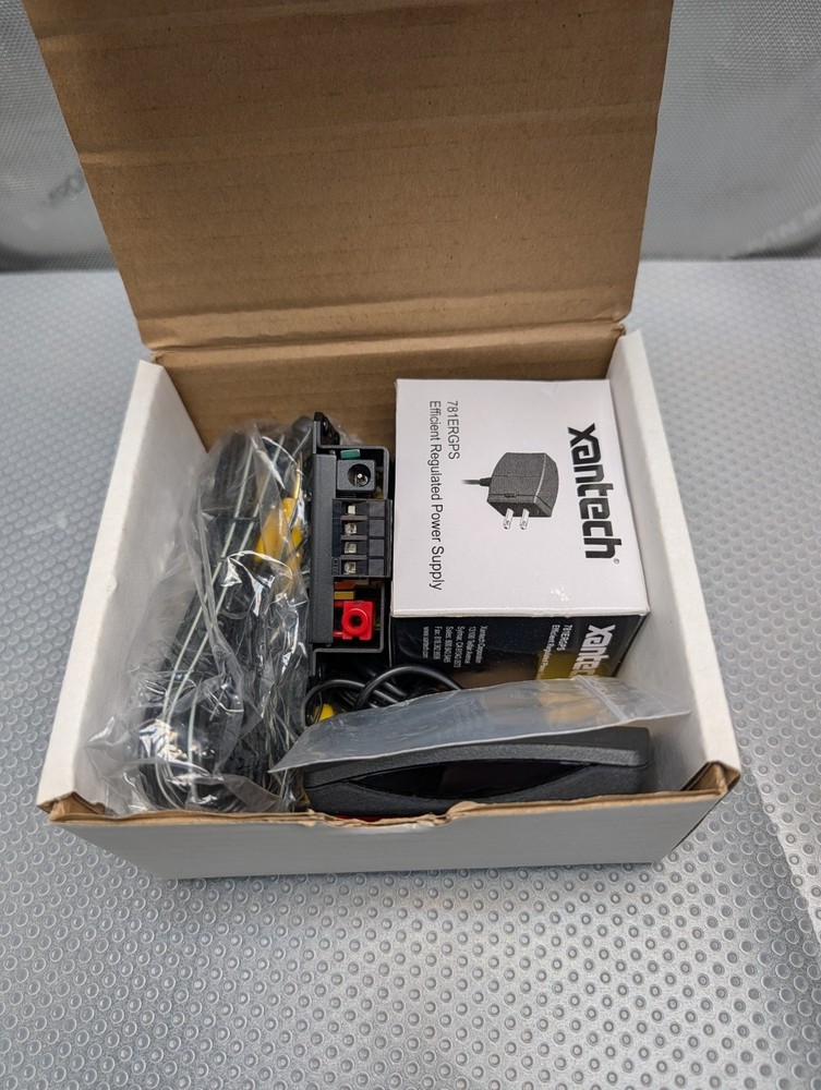 Xantech HL95K HiddenLink IR Receiver Kit Extended Range Open Box