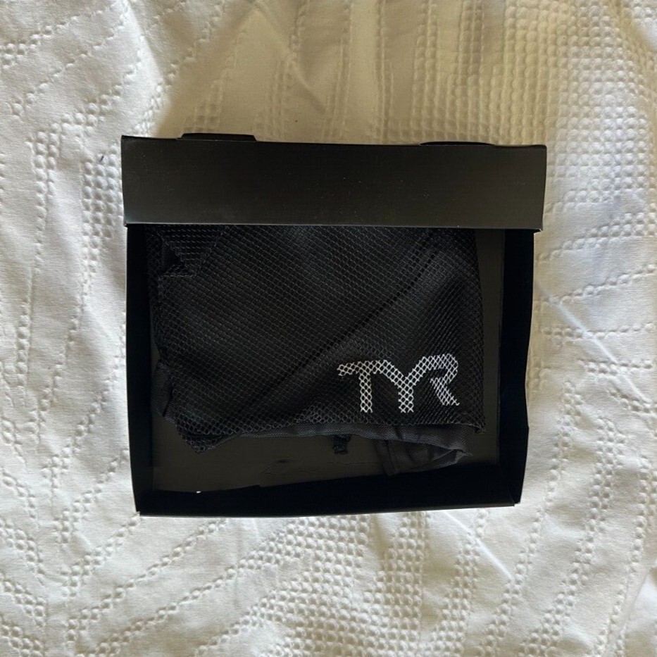 TYR Avictor Open Back Kneeskin Size 27