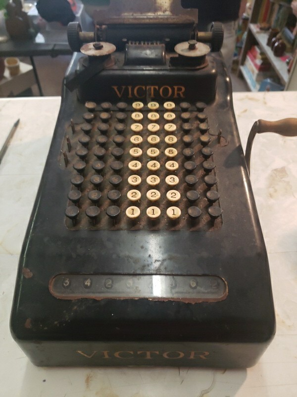 1920 Victor Adding Machine