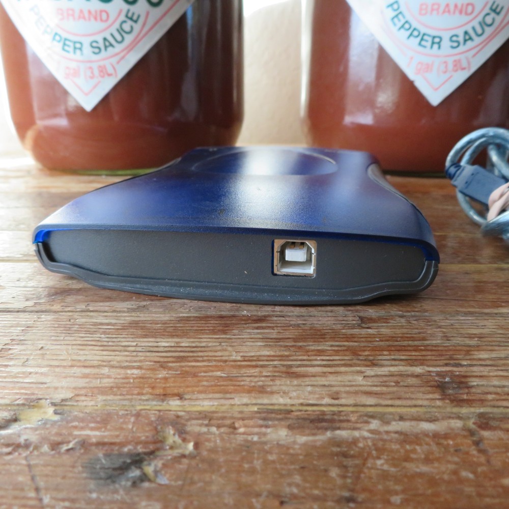 Iomega Zip 250 USB Powered External Drive With Cable READ!