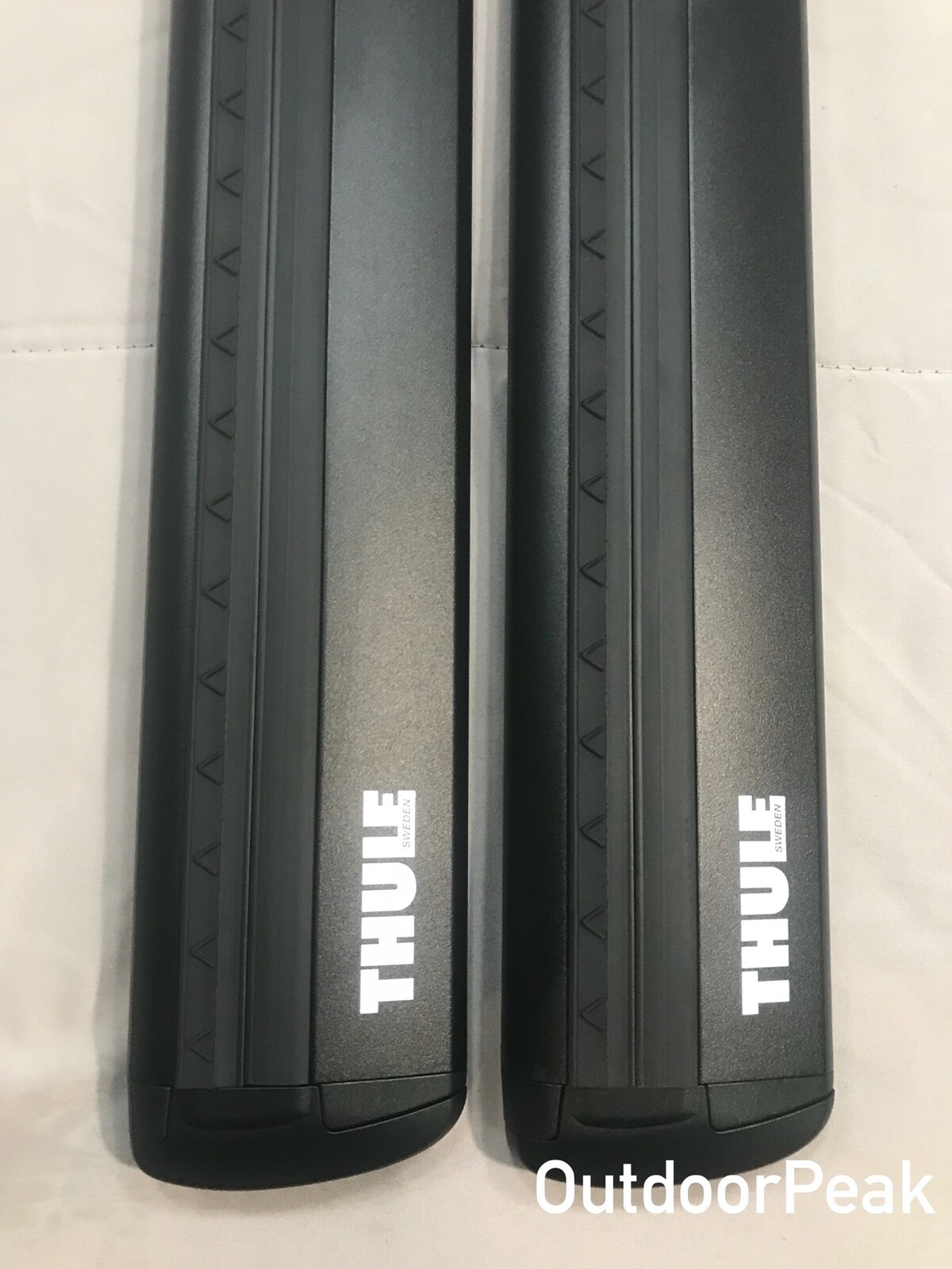 Thule WingBar Evo 135 cm Roof Bars 711420 (53" inches / 2 Pack) Color: Black