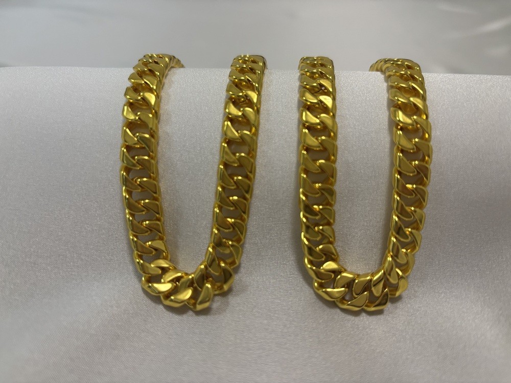 Pure 10K Yellow Gold Cuban Miami Style Link 10mm 23in 111g Chain Necklace