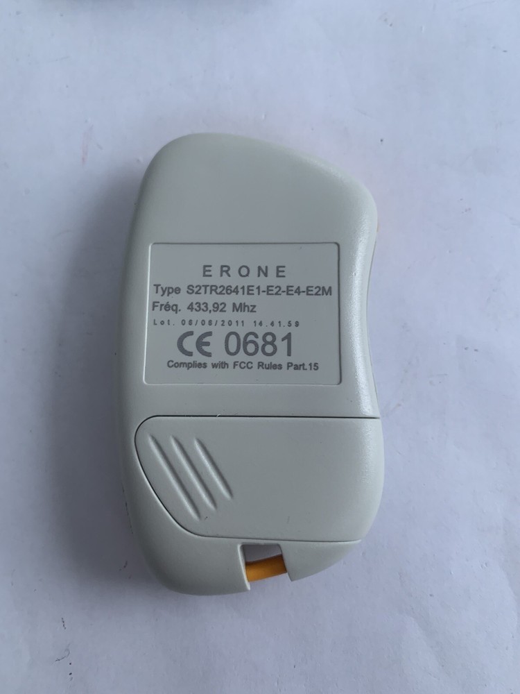 ERONE E4 024A S2TR2641-E4 Remote Button 433.92 MHz 4 Channel Mini Transmitter