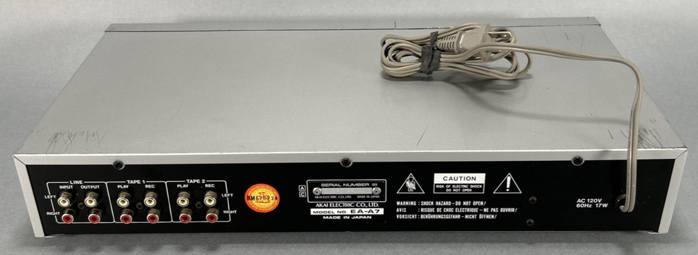 AKAI EA-A7 Graphic Equalizer - Silver