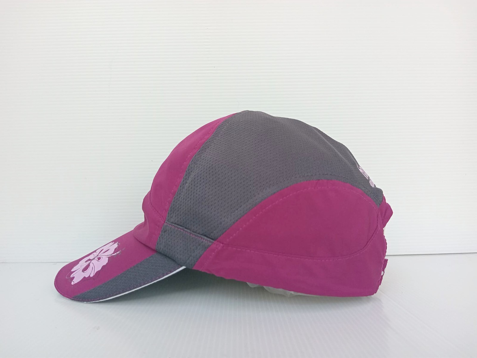 Nike DRI-FIT Cap Hat 2 Colorful Magenta-Gray Mesh/Swoosh Flower