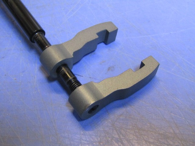 1 Milwaukee 516067 Adjustable Auxiliary Handle Replacement Hammer Drill Driver