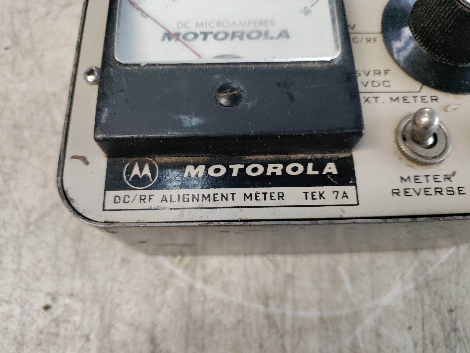 MOTOROLA TEK 7A DC/RF ALIGNMENT METER RADIO TEST UNIT