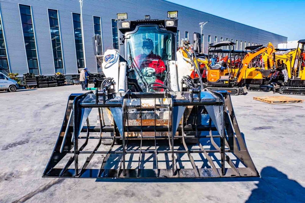 72" Rake Root Clam Grapple with Teeth Attachment Bobcat Skid Steer